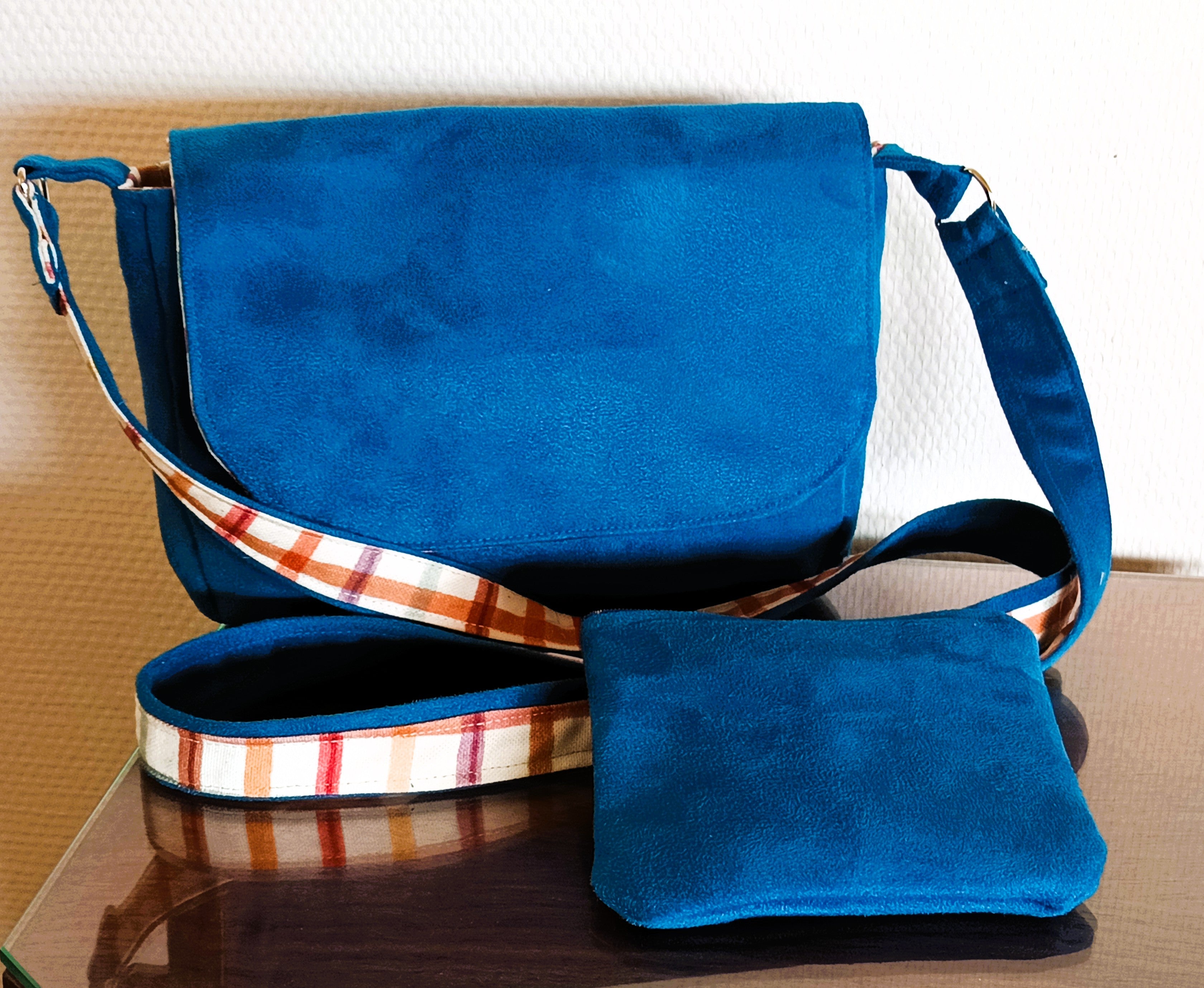 sac en suedine bleue